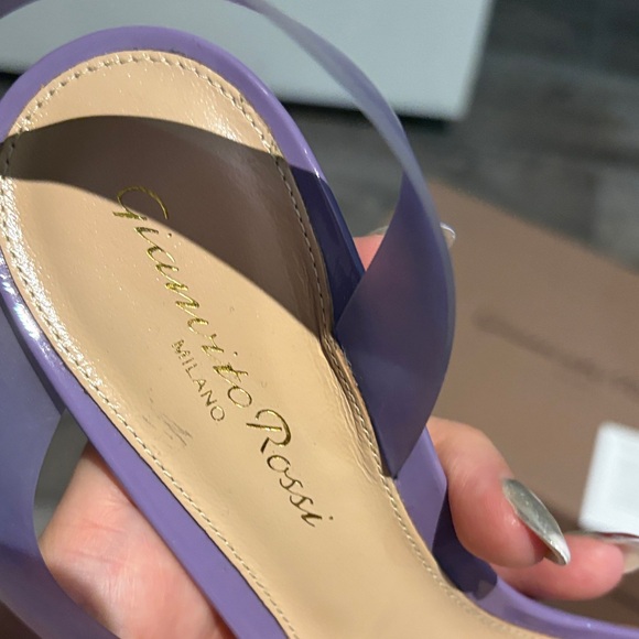 Gianvito Rossi Metropolis Heels - Picture 2 of 9